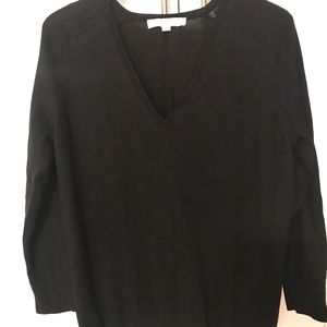 Black 3/4 sleeve sweater